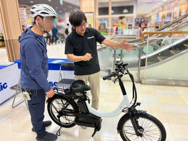 東京・大阪で警察と連携した電動モビリティの交通安全啓発活動を実施しました
